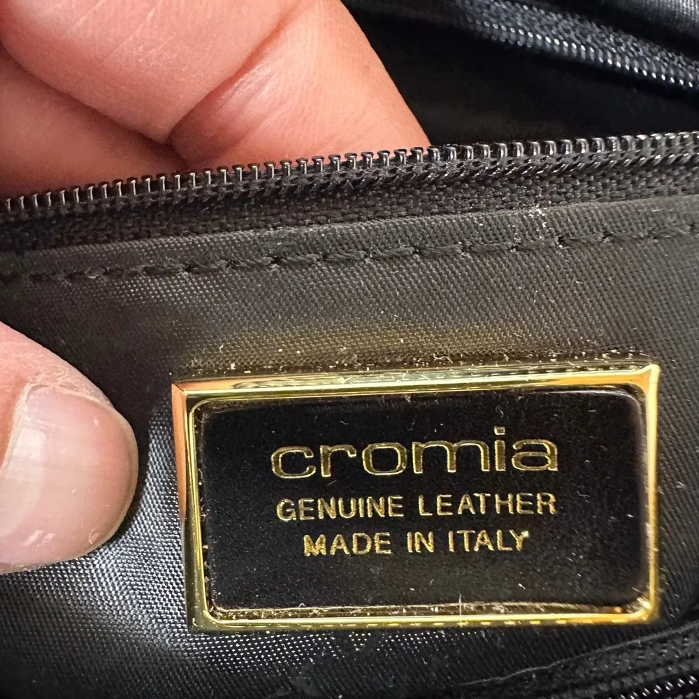 Cromia Navy Blue Leather Shoulder Bag Made in Italy Gold Tone Hardware READ